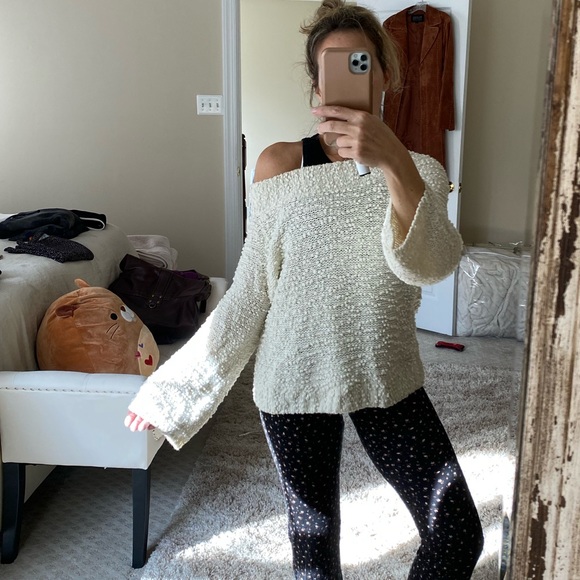 Billabong Sweater - Picture 2 of 4